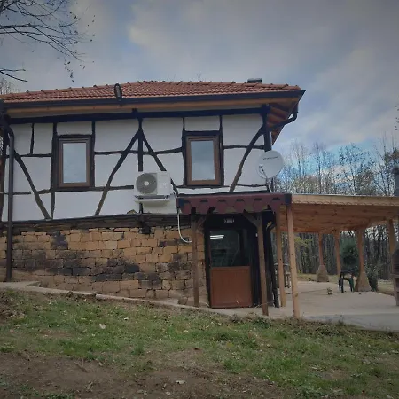 Къща За Гости Наталия 펜션 *